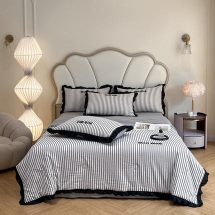 91家纺网 家纺一手货源 找家纺 （总）千希家纺 2025新款110克超柔水洗棉刺绣花边夏被夏凉被空调被四件套