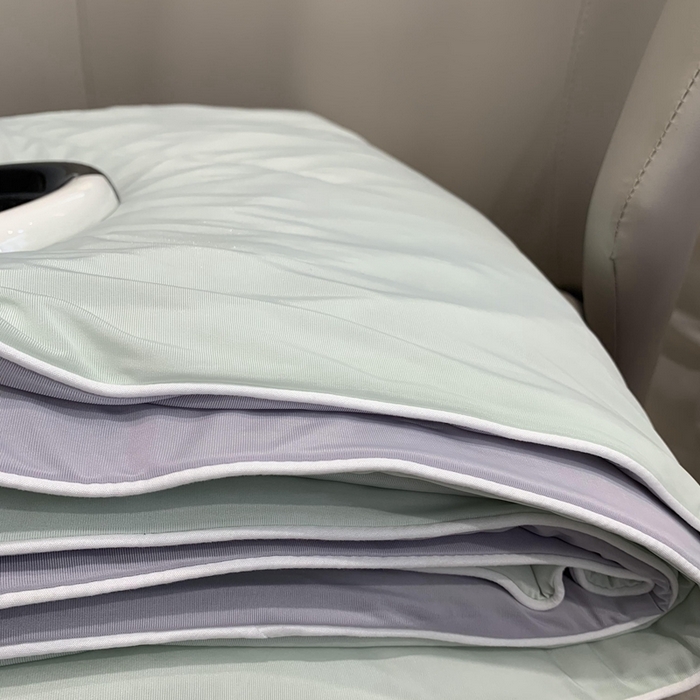 91家纺网 家纺一手货源 找家纺 奈萝家纺 2025新款A类凉感丝小凉皮夏被可机洗夏被新品空调被 香草奶冻