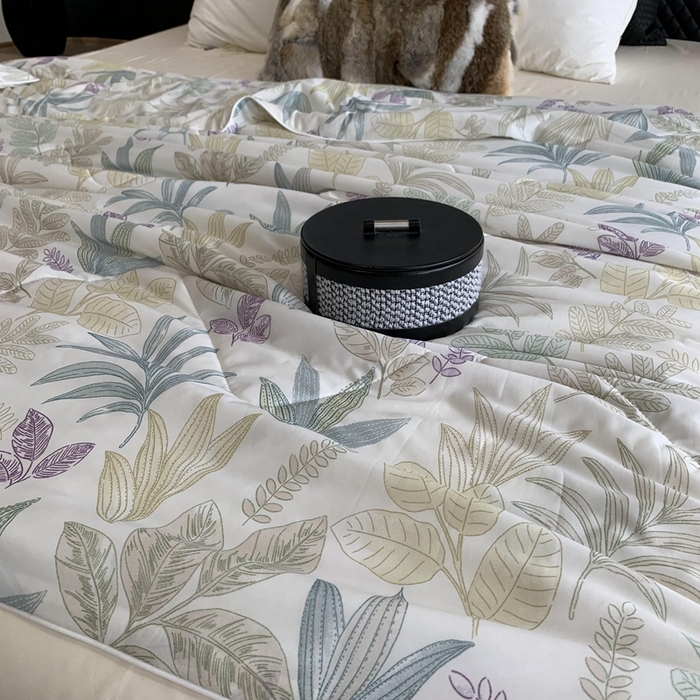 91家纺网 家纺一手货源 找家纺 奈萝家纺 2025新款A类凉感丝小凉皮夏被可机洗夏被新品空调被 热带雨林