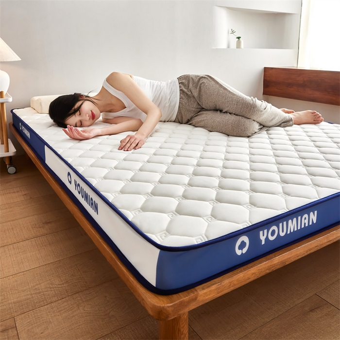 91家纺网 家纺一手货源 找家纺 优承佳生活馆（床垫） 2025新款字母牛奶丝双边乳胶床垫 蓝白字母-菱形