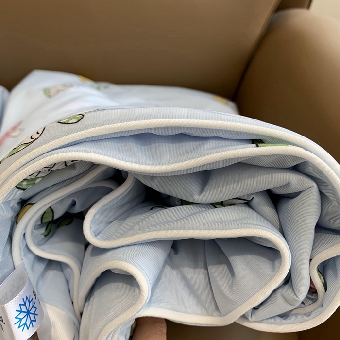 91家纺网 家纺一手货源 找家纺 奈萝家纺 2025新款A类凉感丝小凉皮夏被可机洗夏被新品空调被 小蘑菇