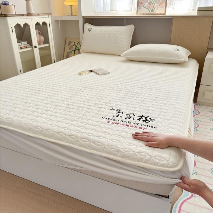 91家纺网 家纺一手货源 找家纺 云雀 2025新款A类加棉刺绣棉花床笠+盖毯 棉花床笠-米白