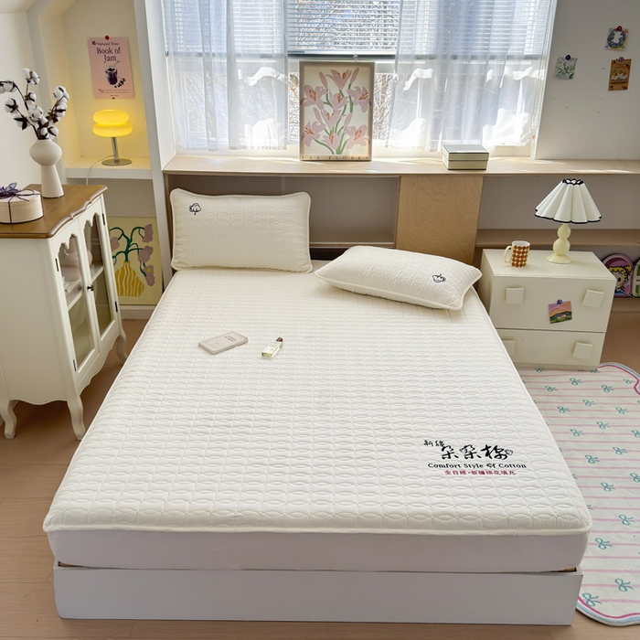 91家纺网 家纺一手货源 找家纺 云雀 2025新款A类加棉刺绣棉花床笠+盖毯 棉花床笠-米白