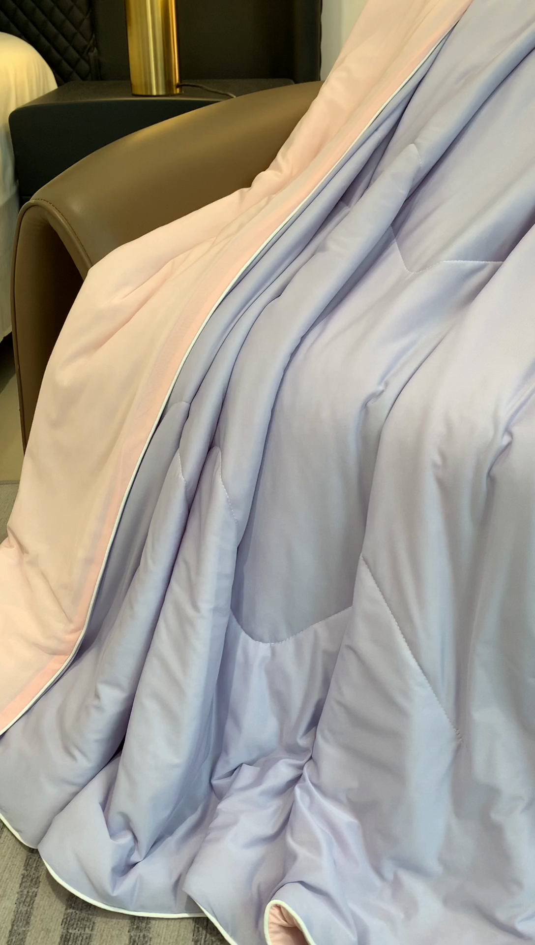 91家纺网 家纺一手货源 找家纺 奈萝家纺 2025新款A类凉感丝小凉皮夏被可机洗夏被新品空调被 芋泥波波