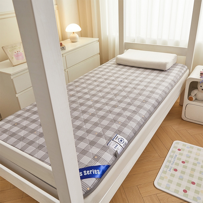 91家纺网 家纺一手货源 找家纺 丽诺床垫 2025新款全棉抗菌三明治学生床垫 兰诺