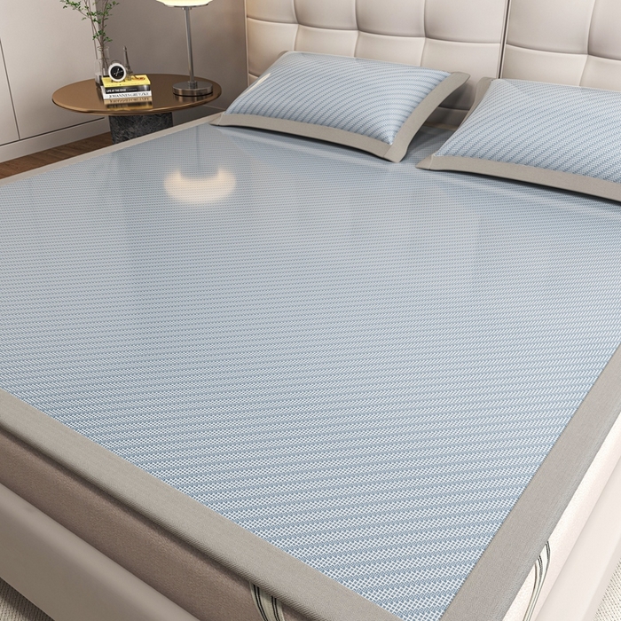 91家纺网 家纺一手货源 找家纺 欧邦 2025春夏新款水某星同款斜纹提花冰丝席三件套 凉席款-水蓝