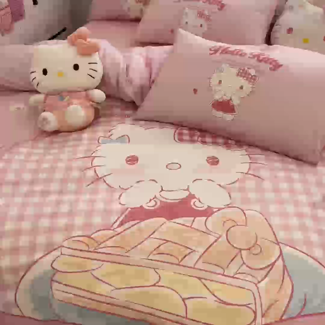 91家纺网 家纺一手货源 找家纺 暮思家居 2025新款正版授权三丽鸥大阪全棉数码印花纯棉四件套系列-第三批(专版花型) 大版-相框KT