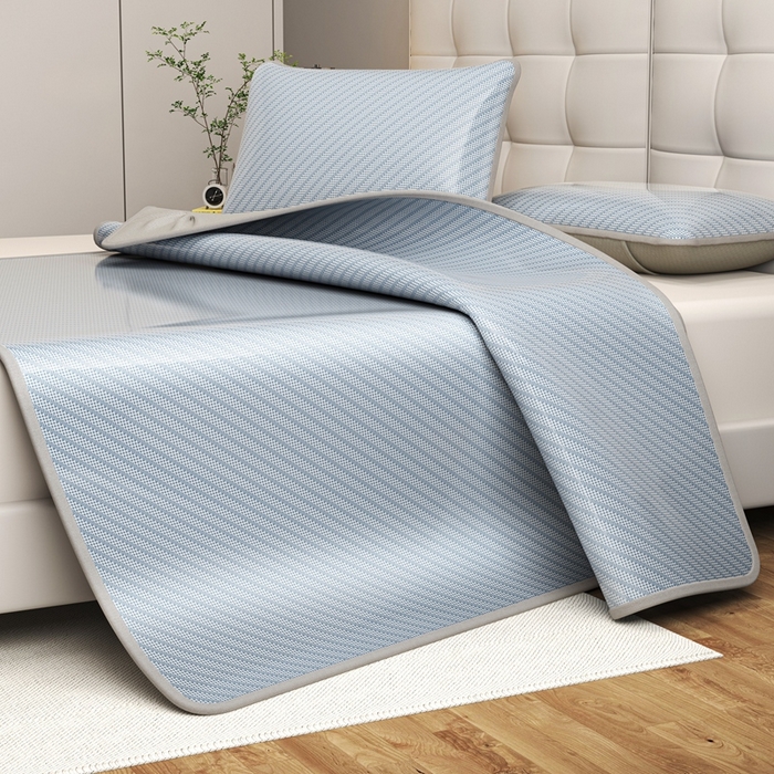 91家纺网 家纺一手货源 找家纺 欧邦 2025春夏新款水某星同款斜纹提花冰丝席三件套 床笠款-水蓝