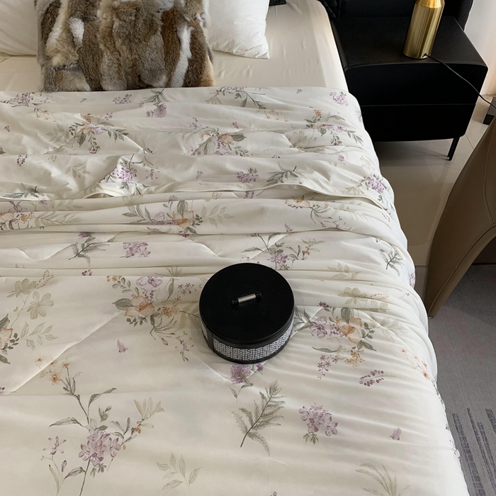 91家纺网 家纺一手货源 找家纺 奈萝家纺 2025新款A类凉感丝小凉皮夏被可机洗夏被新品空调被 雪绒花