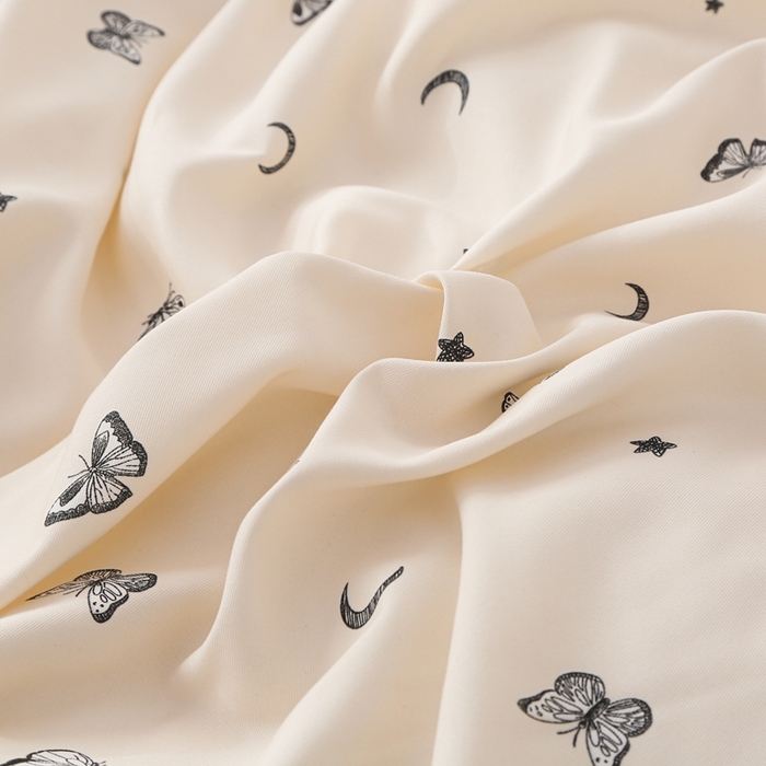 91家纺网 家纺一手货源 找家纺 铠畅  2025新款法式花边云朵棉床盖款夏被四件套 蝶梦