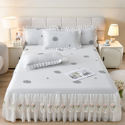 91家纺网 家纺一手货源 找家纺 优家居 2025新款床裙款--A类2025夏季冰丝席床裙款豆豆凉席三件套刺绣花边蕾丝花边床裙可机洗水洗 盛夏-南瓜青