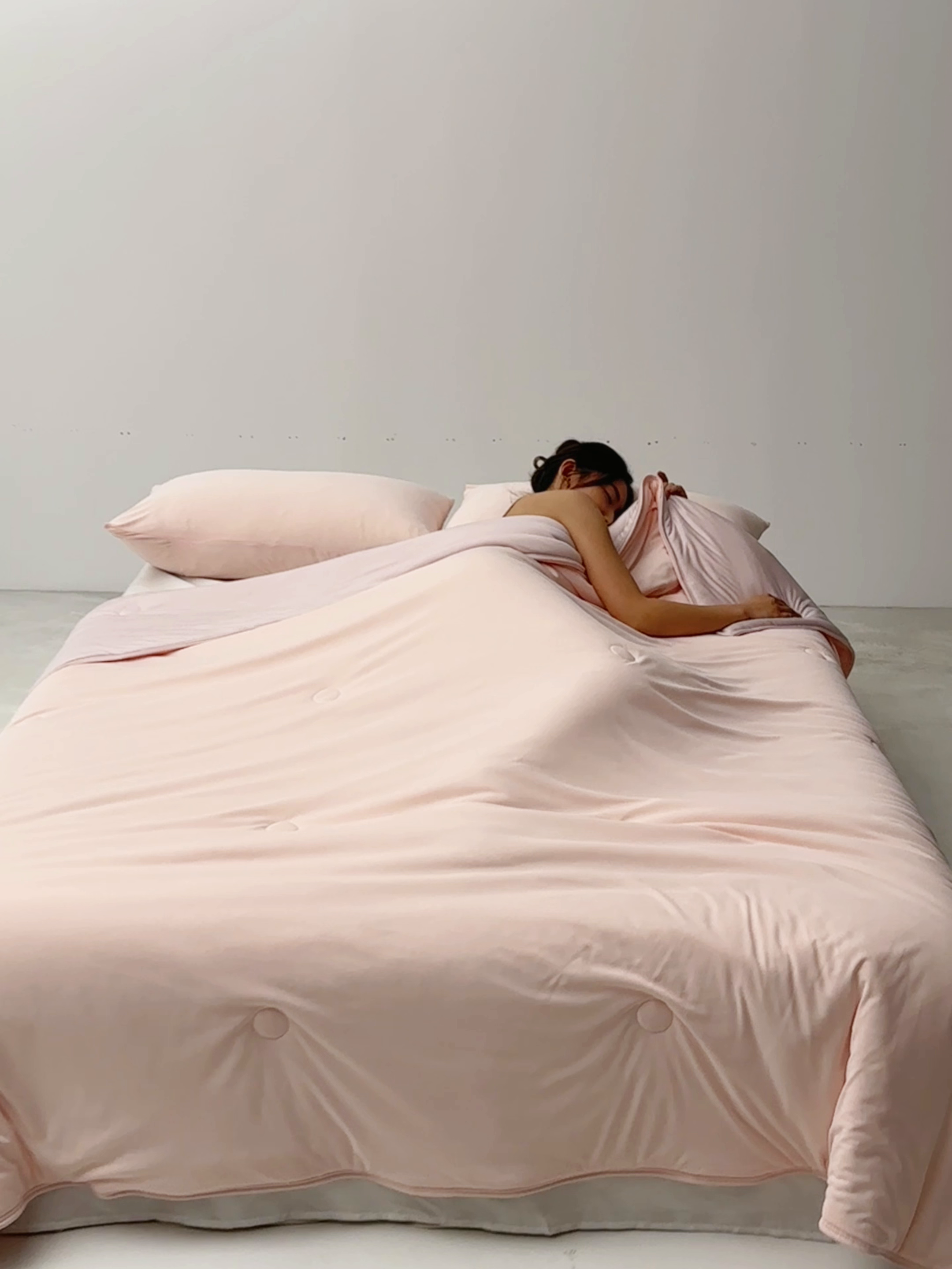 91家纺网 家纺一手货源 找家纺 （总）欧邦 2025春夏新款Pro+深睡双面用锦纶夏被空调被