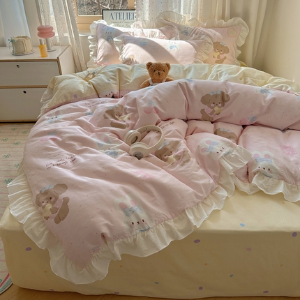 91家纺网 家纺一手货源 找家纺 （总）六巷胡同 2025新款韩式INS卡通减龄花边款全棉四件套（第三系）