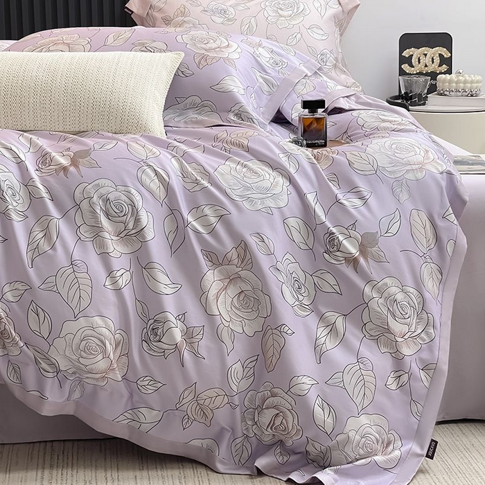 91家纺网 家纺一手货源 找家纺 2025新款夏季热款A类母婴级数码印花全棉四件套高端纯棉被套长绒棉床单床笠床上用品 沐熙-紫