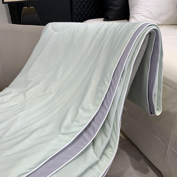 91家纺网 家纺一手货源 找家纺 奈萝家纺 2025新款A类凉感丝小凉皮夏被可机洗夏被新品空调被 香草奶冻