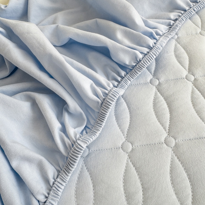 91家纺网 家纺一手货源 找家纺 云雀 2025新款A类加棉刺绣棉花床笠+盖毯 棉花床笠-浅蓝