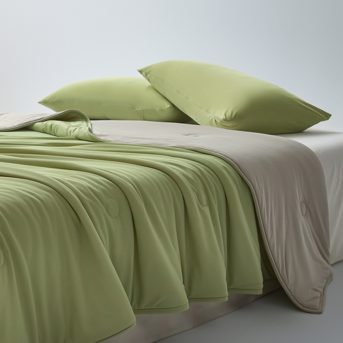 91家纺网 家纺一手货源 找家纺 欧邦 2025春夏新款Pro+深睡双面用锦纶夏被空调被 松柏绿