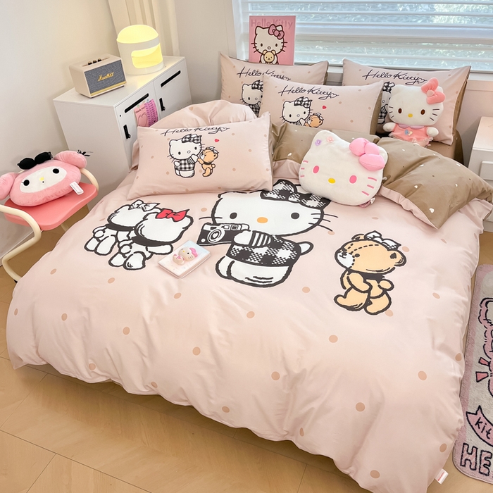 91家纺网 家纺一手货源 找家纺 暮思家居 2025新款正版授权三丽鸥大阪全棉数码印花纯棉四件套系列-第三批(专版花型) 大版-时尚KT