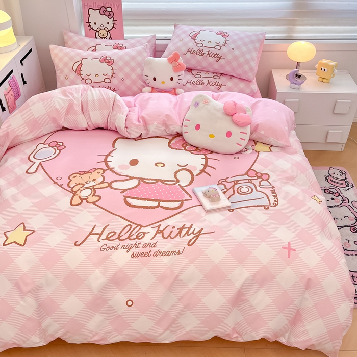 91家纺网 家纺一手货源 找家纺 暮思家居 2025新款正版授权三丽鸥大阪全棉数码印花纯棉四件套系列-第三批(专版花型) 大版-爱心KT