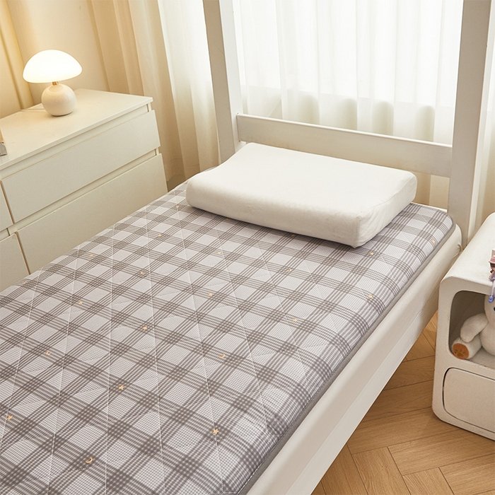 91家纺网 家纺一手货源 找家纺 丽诺床垫 2025新款全棉抗菌三明治学生床垫 兰诺