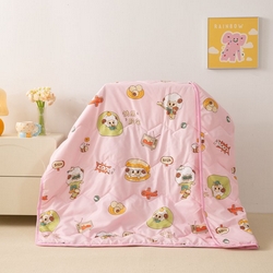 91家纺网 家纺一手货源 找家纺 景艺家纺 2025新款儿童夏凉被 快乐肥宅,粉色猫,动物园,可爱滑板狗, 恐龙气球 ,发财猫 ,快乐肥宅,快乐小伙伴,蓝色猫 ,派大星,亲子熊,奥特曼,音乐女孩,音乐鸭