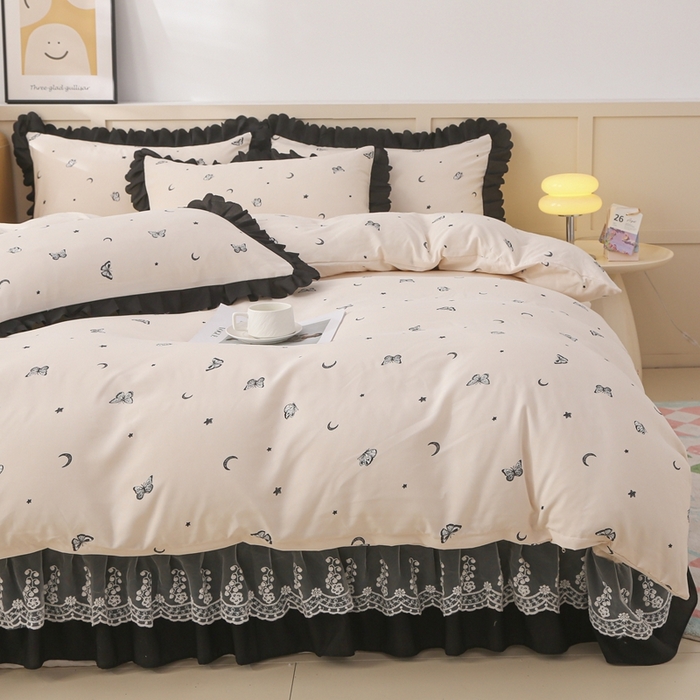 91家纺网 家纺一手货源 找家纺 铠畅  2025新款法式花边云朵棉床盖款夏被四件套 蝶梦