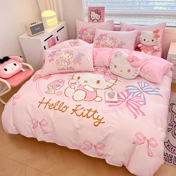 91家纺网 家纺一手货源 找家纺 暮思家居 2025新款正版授权三丽鸥大阪全棉数码印花纯棉四件套系列-第三批(专版花型) 大版-美美KT