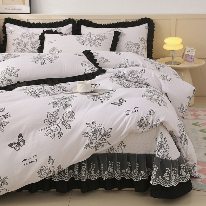 91家纺网 家纺一手货源 找家纺 铠畅  2025新款法式花边云朵棉床盖款夏被四件套 暗香