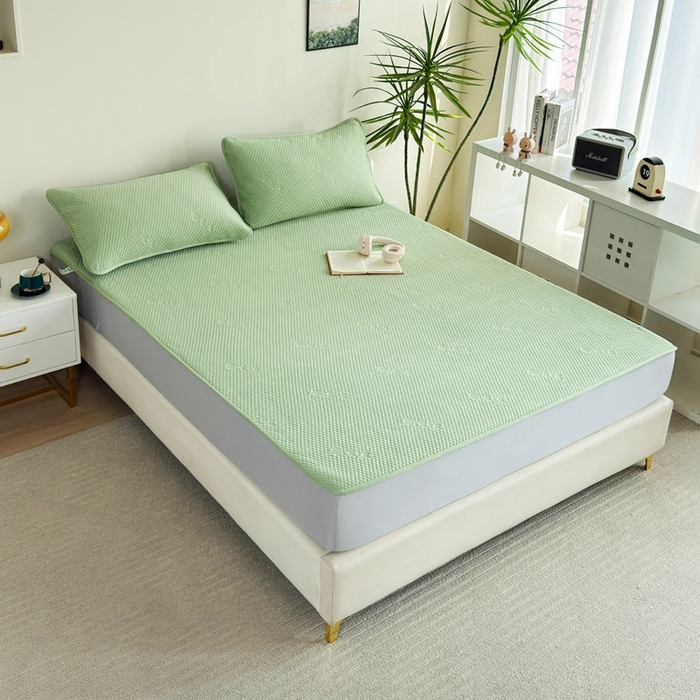 91家纺网 家纺一手货源 找家纺 许林2025新款凉豆豆床席 简约绿