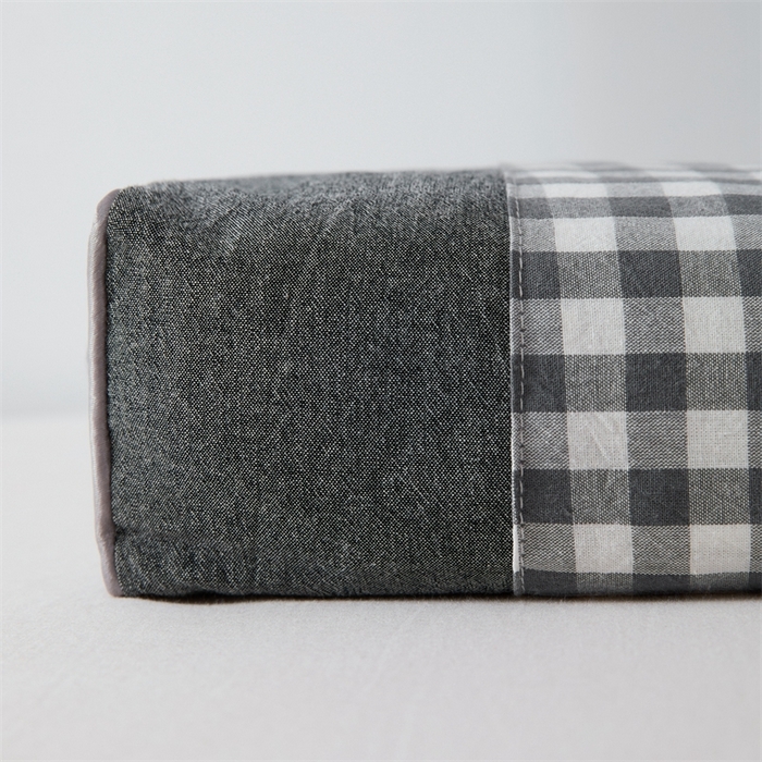 91家纺网 家纺一手货源 找家纺 大熊2025新款全棉水洗棉色织荞麦枕 宫廷荞麦枕-灰20*50*9cm