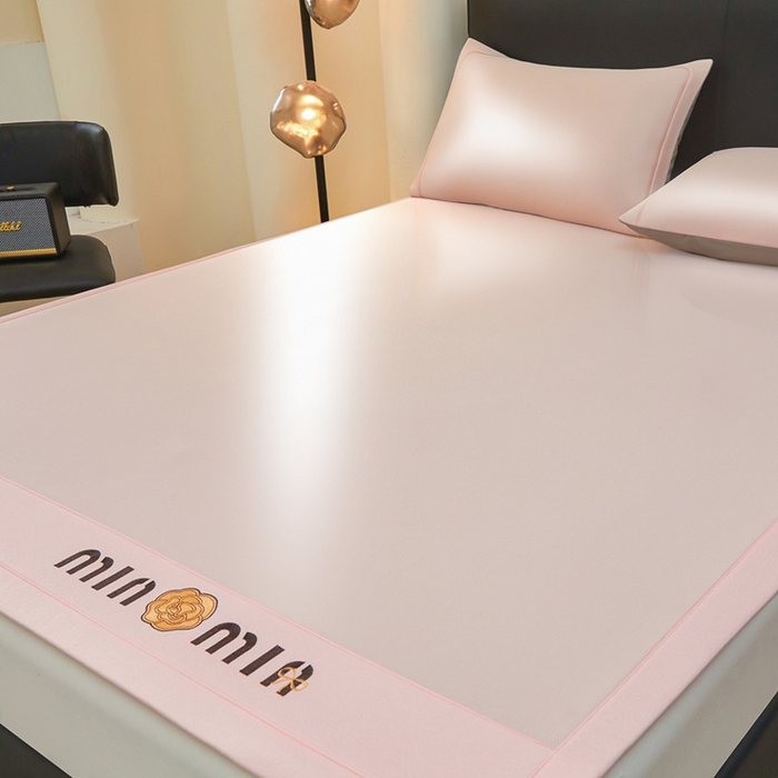 91家纺网 家纺一手货源 找家纺 全季家居 2025新款全季家居5A抗菌min系列凉感冰丝席 床席-淡粉