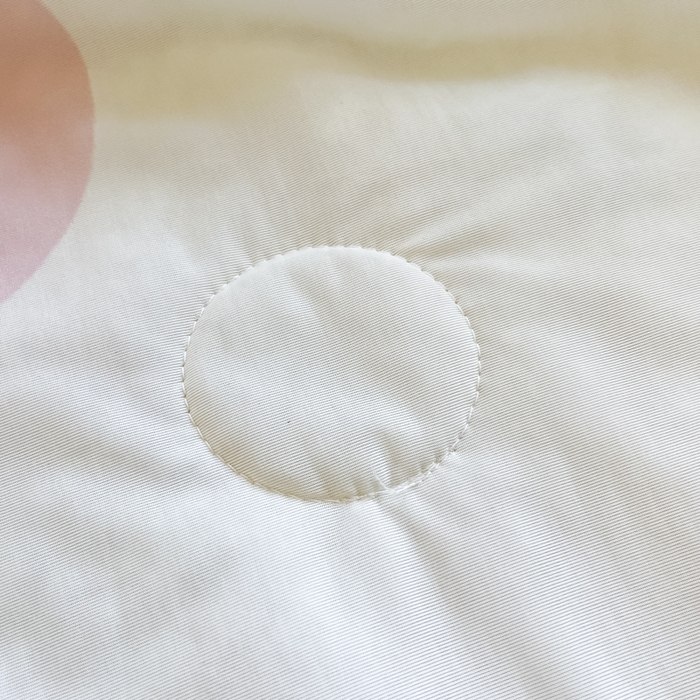 91家纺网 家纺一手货源 找家纺 博雅 2025新款A类大版数码印花冰丝凉席可组合凉感丝夏被-卡皮巴拉 木马卡皮巴拉