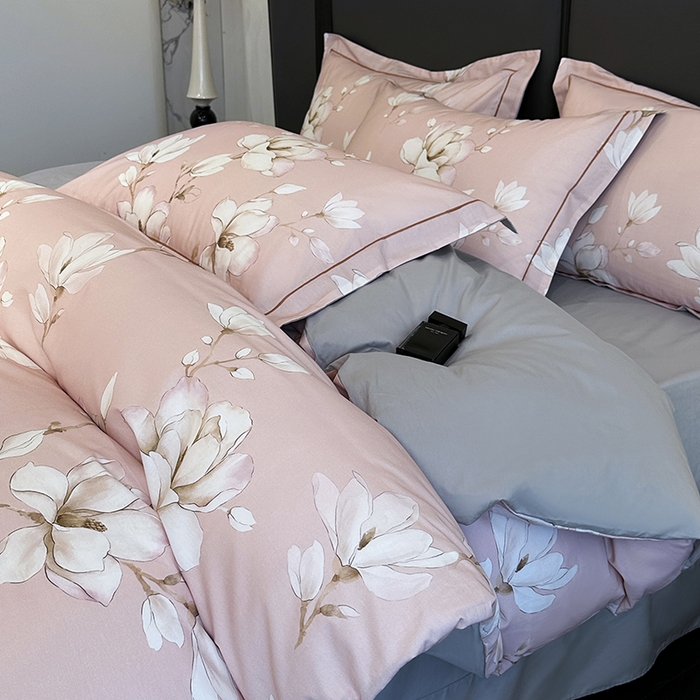 91家纺网 家纺一手货源 找家纺 乐蔻家纺 2025新款全棉13376数码印花四件套 云阁栖香 粉