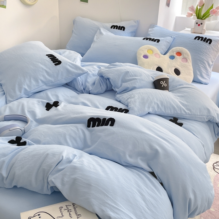 91家纺网 家纺一手货源 找家纺 优卡迪家纺馆 2025新款水洗棉毛巾绣四件套（下载文件夹包含买家秀） 迷你情结-蓝