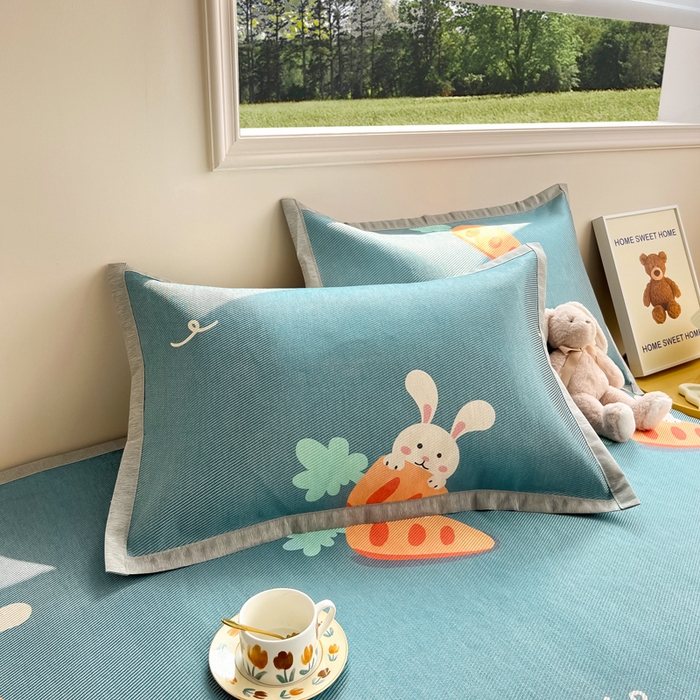 91家纺网 家纺一手货源 找家纺 懒猫家纺 2025春夏新款250D数码印花冰丝席凉席席子 萝卜兔