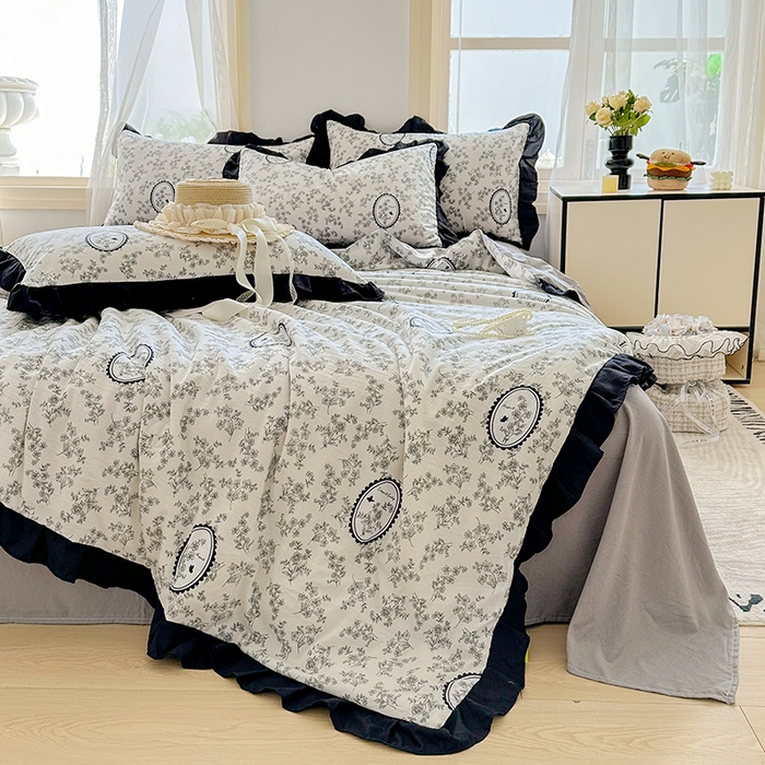 91家纺网 家纺一手货源 找家纺 佳一家纺 2025新款亲肤水洗棉夏被 花香