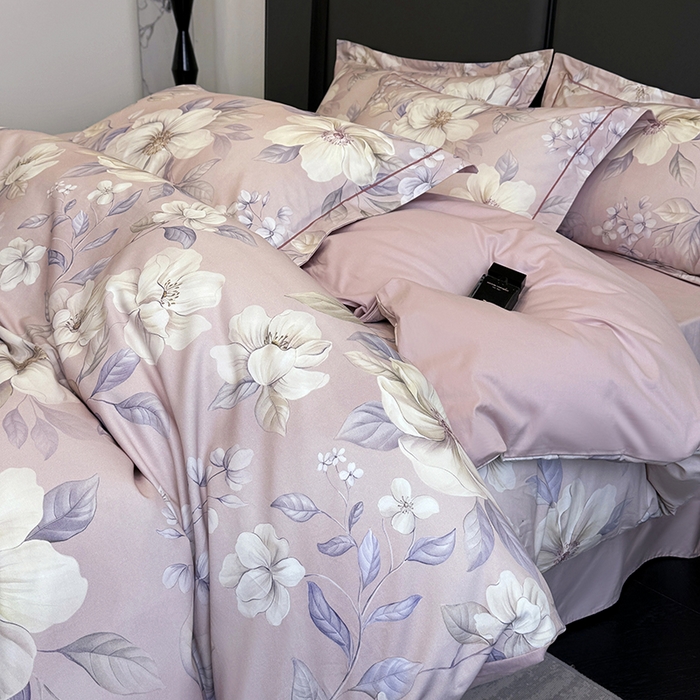 91家纺网 家纺一手货源 找家纺 乐蔻家纺 2025新款全棉13376数码印花四件套 初雪（粉）