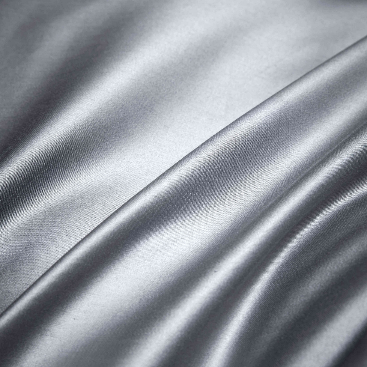 91家纺网 家纺一手货源 找家纺 佳汐蓝家纺 2025春夏新款新疆棉纯棉轻奢四件套（贴边款） 低音灰