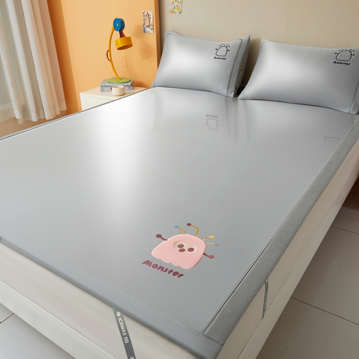 91家纺网 家纺一手货源 找家纺 （总）全季家居 2025新款5A抗菌碳光卡通贴布系列冰丝席