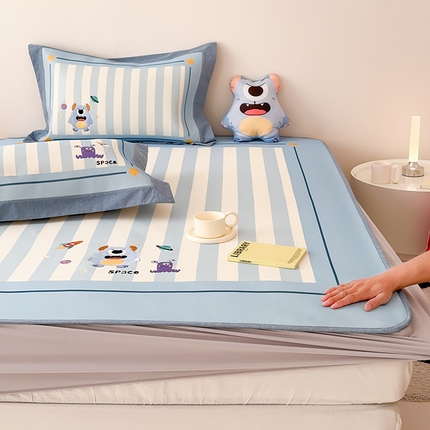 懒猫家纺 2025春夏新款1200D数码印花刺绣凉席 怪兽星球-床笠款