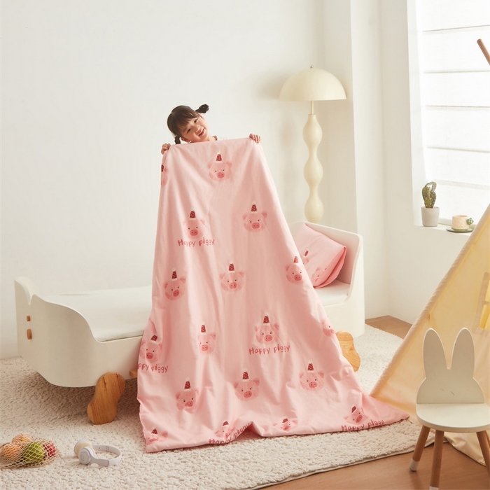 91家纺网 家纺一手货源 找家纺 艾佳宝贝 2025新款A类儿童全棉多功能单被套 乖巧萌猪