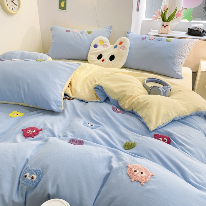 91家纺网 家纺一手货源 找家纺 优卡迪家纺馆 2025新款水洗棉毛巾绣四件套（下载文件夹包含买家秀） 开心怪兽-天蓝奶黄