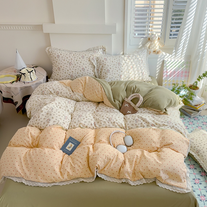 91家纺网 家纺一手货源 找家纺 竹合家纺 2025新款春日碎花法式镂空花边款式提花皱皱四件套 法式-甜心小小兔