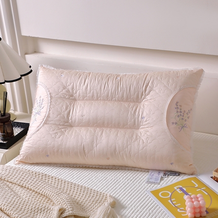 91家纺网 家纺一手货源 找家纺 糖果枕芯 2025新款薰衣草花边护颈枕情侣随礼助眠枕头 薰衣草-花边-粉色