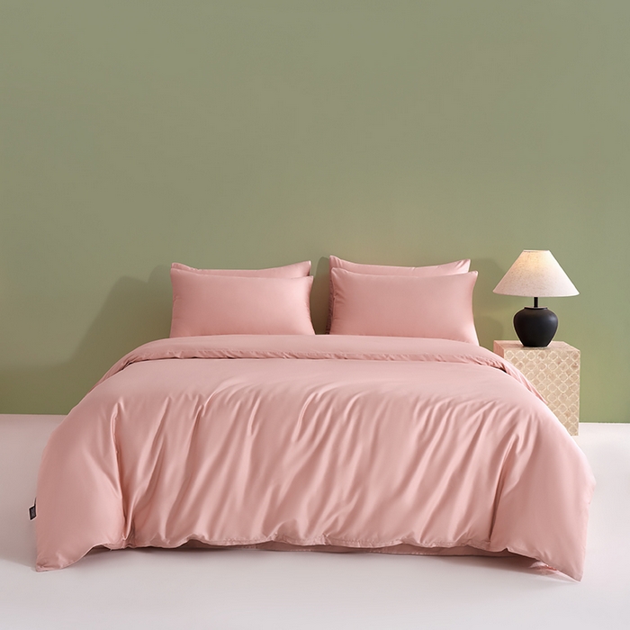 91家纺网 家纺一手货源 找家纺 闲鱼家纺 2025春夏新款小黑标60全棉纯棉四件套系列场景2 单被套被套单件 暖心粉