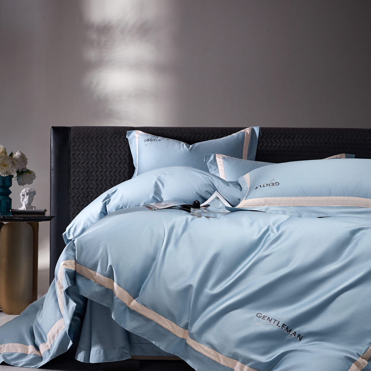 91家纺网 家纺一手货源 找家纺 佳汐蓝家纺 2025春夏新款新疆棉纯棉轻奢四件套（贴边款） 景澜蓝