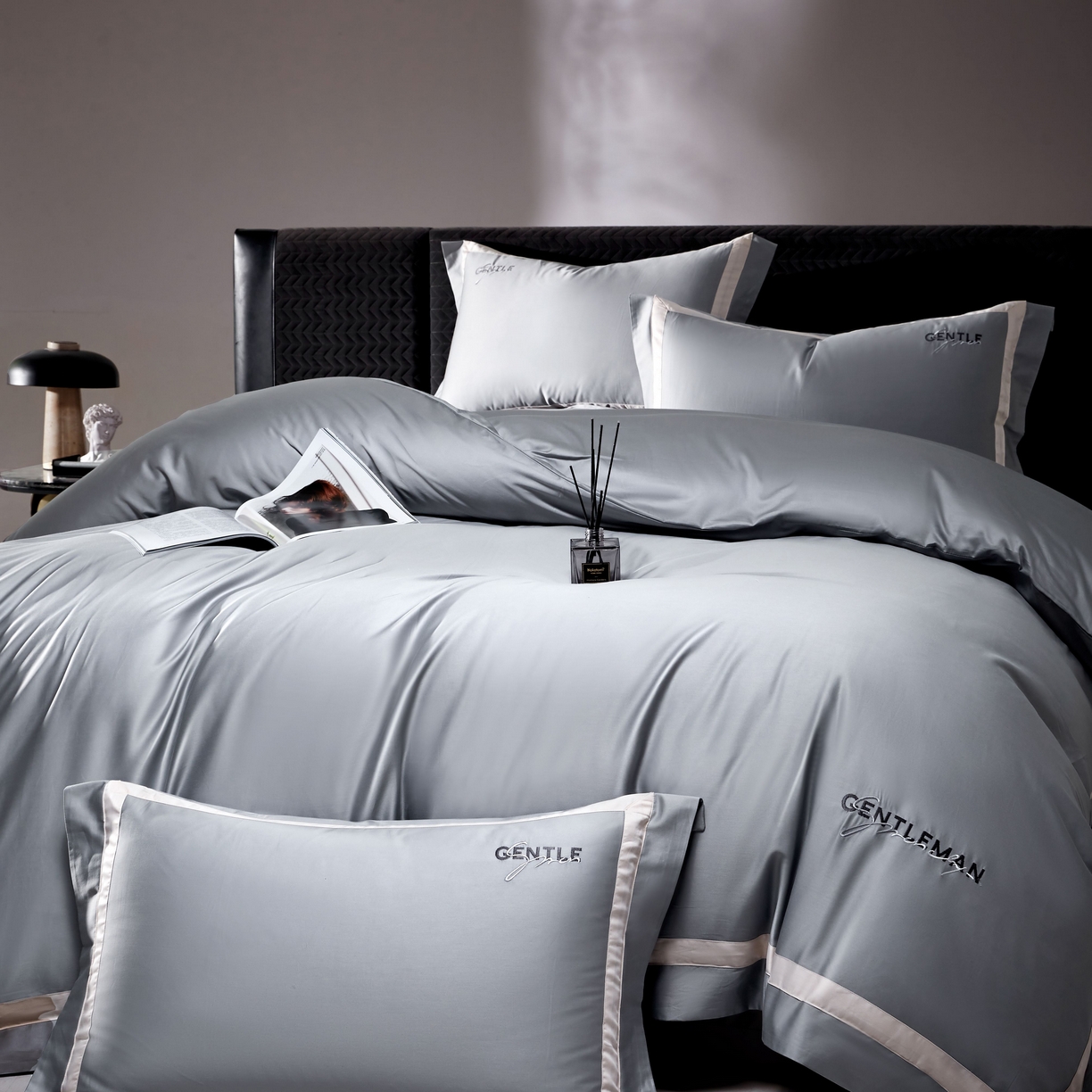 91家纺网 家纺一手货源 找家纺 佳汐蓝家纺 2025春夏新款新疆棉纯棉轻奢四件套（贴边款） 低音灰