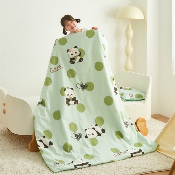 91家纺网 家纺一手货源 找家纺 艾佳宝贝 2025新款A类儿童全棉多功能单被套可拆式夏被四季被子 lucky熊猫