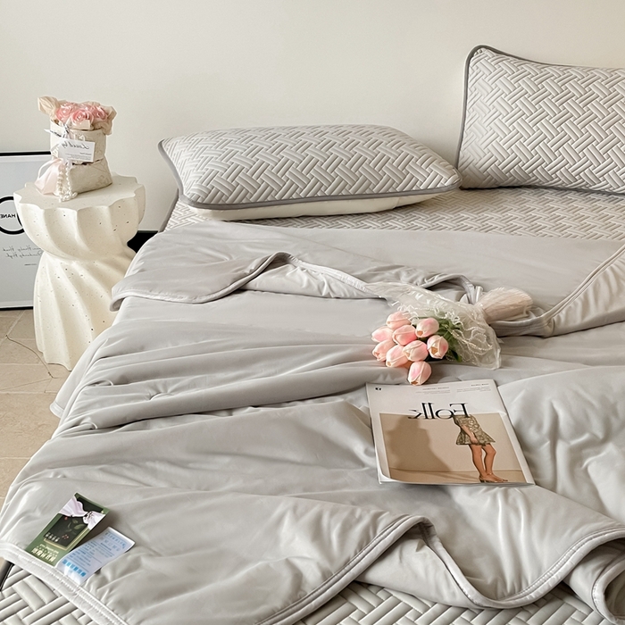 91家纺网 家纺一手货源 找家纺 欧邦2025新款纯色加厚乳胶床笠三件套 饼干花-浅灰
