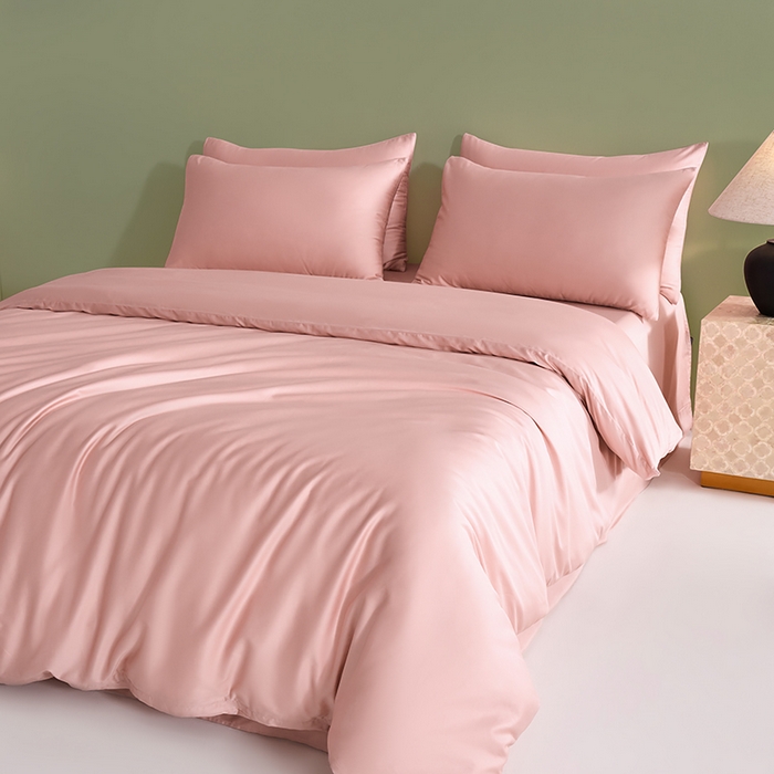 91家纺网 家纺一手货源 找家纺 闲鱼家纺 2025春夏新款小黑标60全棉纯棉四件套系列场景2 单被套被套单件 暖心粉